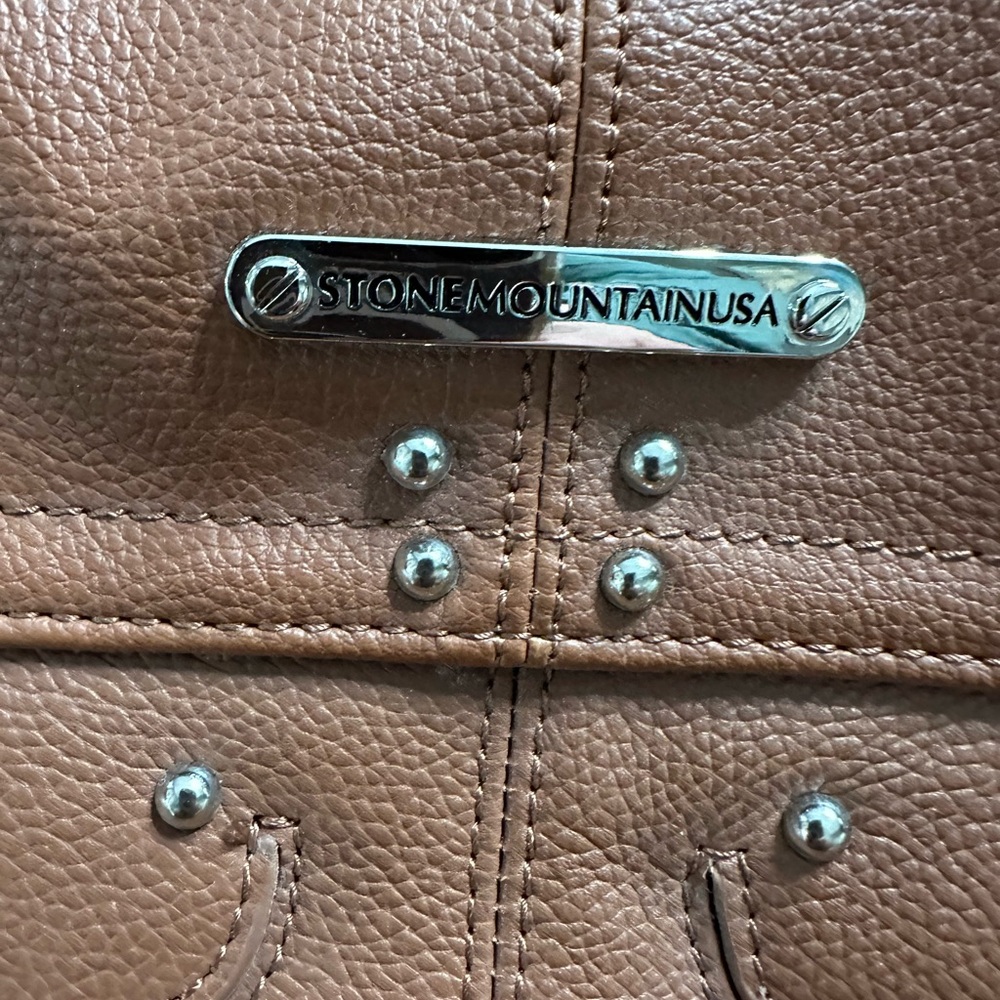 New without tags Stone Mountain Tan Leather Shoulder Bag - Picture 9 of 12